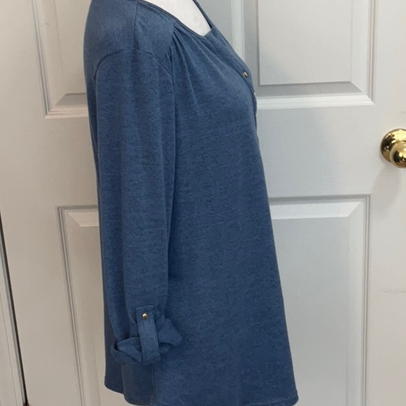 d & co. Pullover top NWOT size Medium - Picture 2 of 5